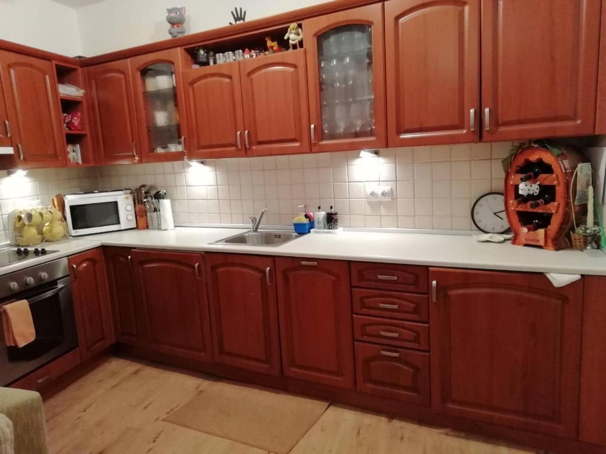 Къща В Центъра На Стрелча, Джакузи С Минерална Вода Kültér fotó